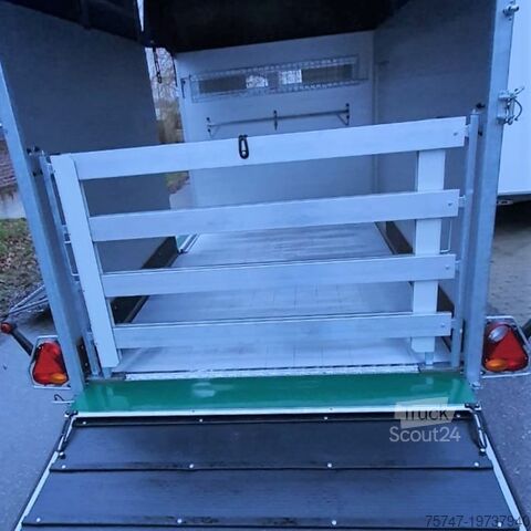 Rimorchio per bestiame  VT 2500 D