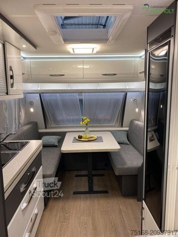 Husvagn HOBBY Excellent 495 WFB Modell 2026