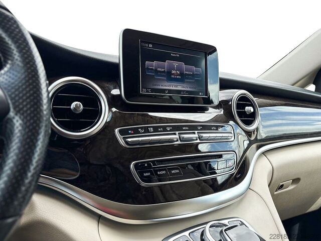 Večnamenski avtobus MERCEDES BENZ Classe V 2014 Diesel - Classe V220 d 4MATIC AUTOMATIC Premiu