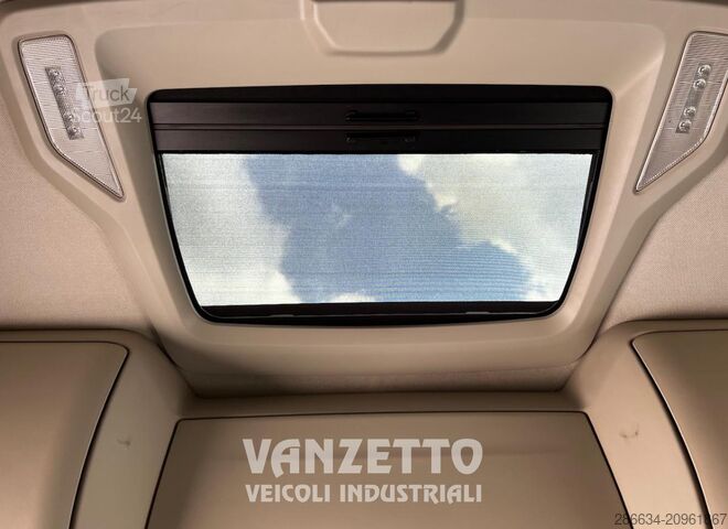 Kravas automašīnas šasija Iveco SWAY AS260S510