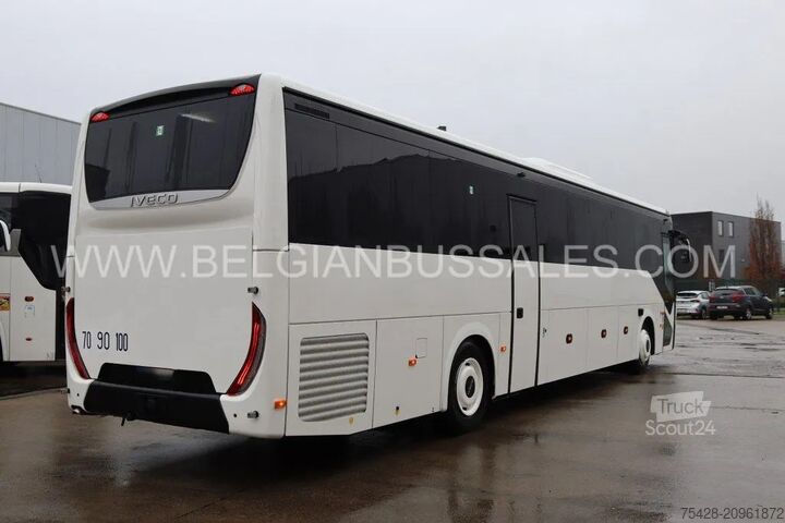 Autocarros interurbanos Iveco Evadys 13m / WC / 3-Point seat belts / NEW!!
