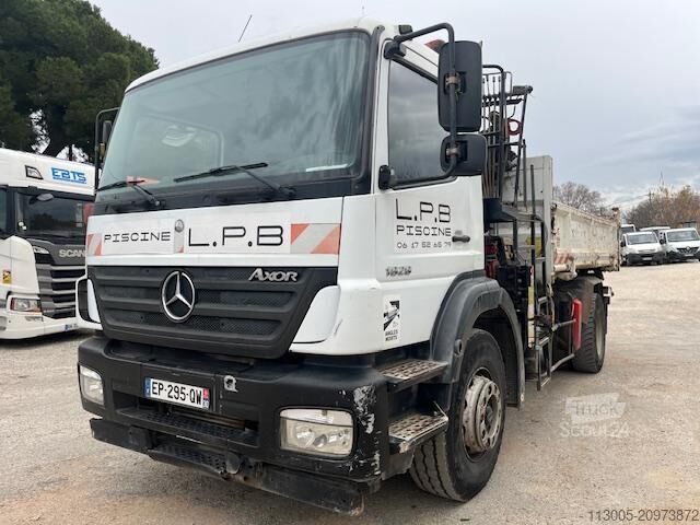 Camião porta-contentores de gancho Mercedes-Benz 1828