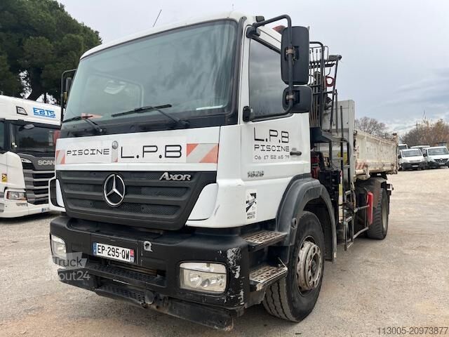 Camião porta-contentores de gancho Mercedes-Benz 1828