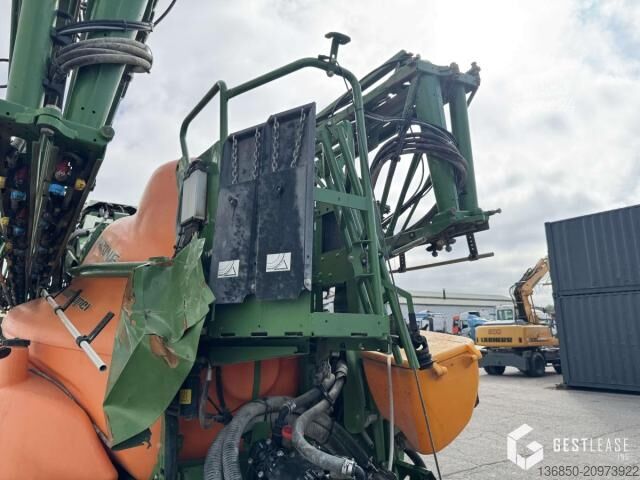 Máquina agrícola Amazone UX 4200 SUPER