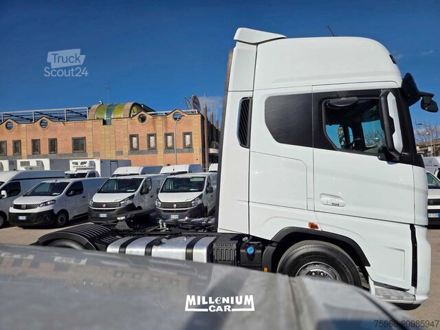 Standaard trekker FORD FMAX 500 AUTOM RETARDER PRESA DI FO