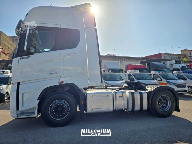 Standaard trekker FORD FMAX 500 AUTOM RETARDER PRESA DI FO