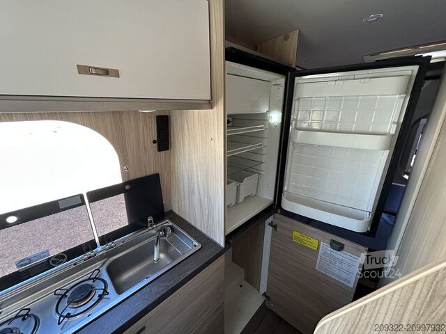 Caravan/camper Fiat Weinsberg Carabus 600 K | 4 Posti Letto | Completamente Attrezzato