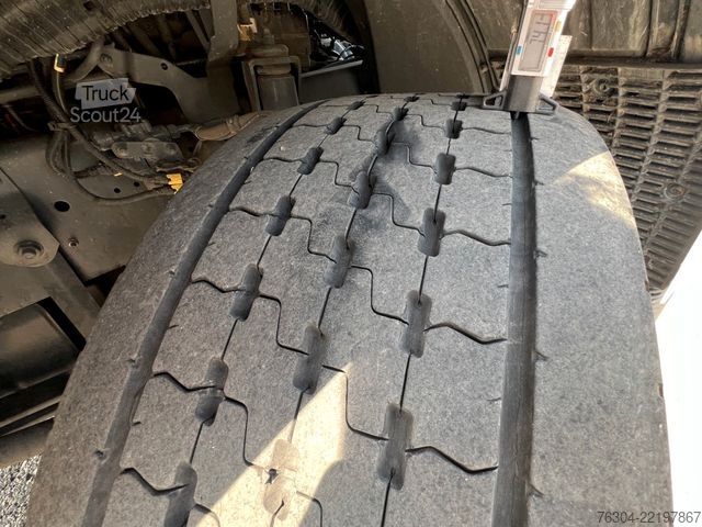 Standardni tegljač DAF XG 530 FT