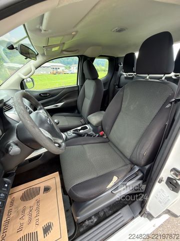 Pick-up NISSAN Navara NP300 Visia King Cab 4x4