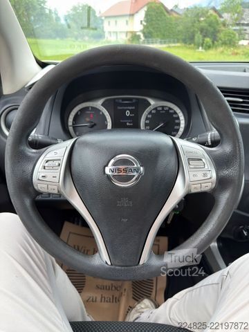Pick-up NISSAN Navara NP300 Visia King Cab 4x4
