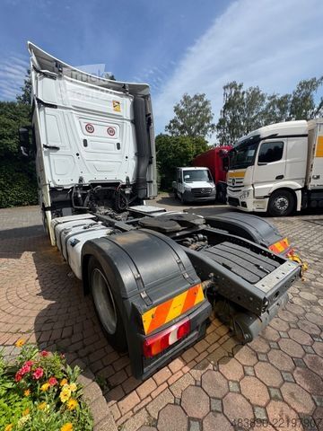 وحدة جرار قياسية MERCEDES-BENZ Actros 1845/Klima/2xBett/2xTank/2instock