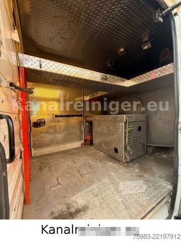 Vakumlu tank kamyonu MERCEDES-BENZ Vario 816 D - Müller Einbauspüler 7,5t