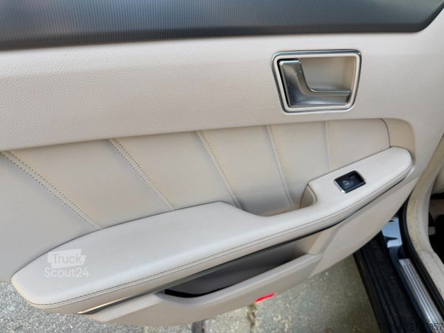 Van MERCEDES-BENZ E 200 BlueTEC Limousine Klima Navi Leder Euro 6