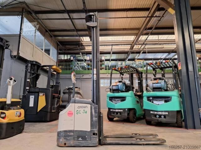 Gerbeur manuel Crown ES4000-1.6