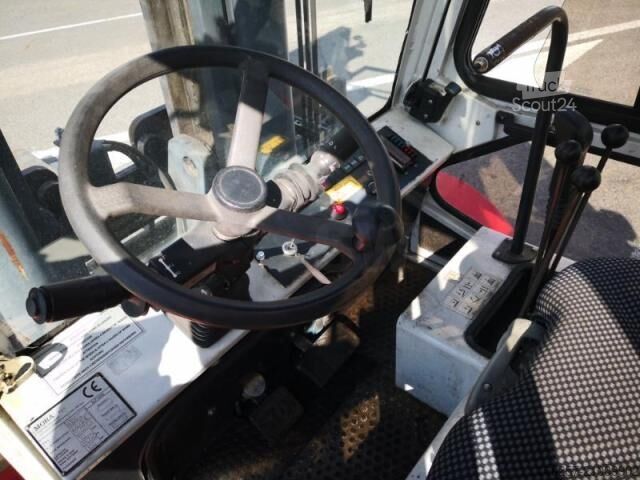 Chariot élévateur frontal Mora M100C