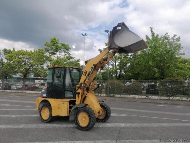 Other Caterpillar 904B