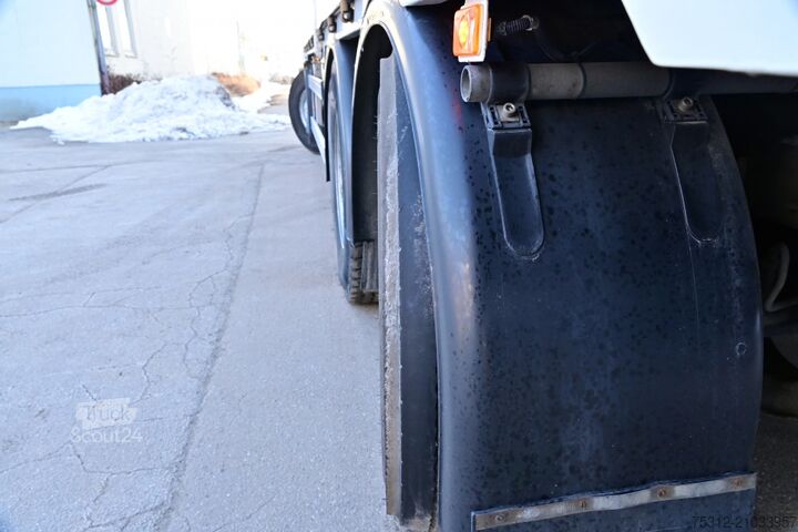 Tentinė platforma sunkvežimis Volvo FM460  HMF 2120 4330kg 10.2m K3 Funk Lift Lenk