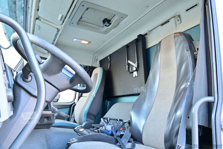 Tentinė platforma sunkvežimis Volvo FM460  HMF 2120 4330kg 10.2m K3 Funk Lift Lenk