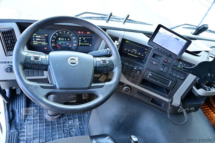 Tentinė platforma sunkvežimis Volvo FM460  HMF 2120 4330kg 10.2m K3 Funk Lift Lenk