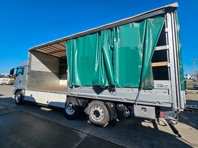 Camión plataforma con toldo MAN TGS 26.460 * GESAMTZUG *  VOLLLUFT * LIFT * ACC