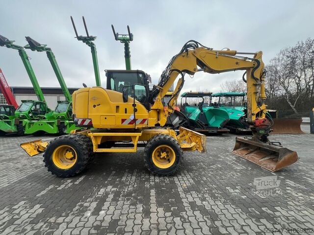 Pelle sur pneus Komatsu PW 118 MR-8