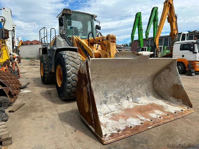 Laster Liebherr L 566 2 Plus 2 / AC / Waage
