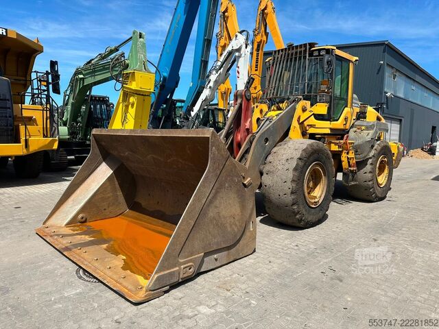 Caricatore pneumatico Volvo L 120 H / SW / AC