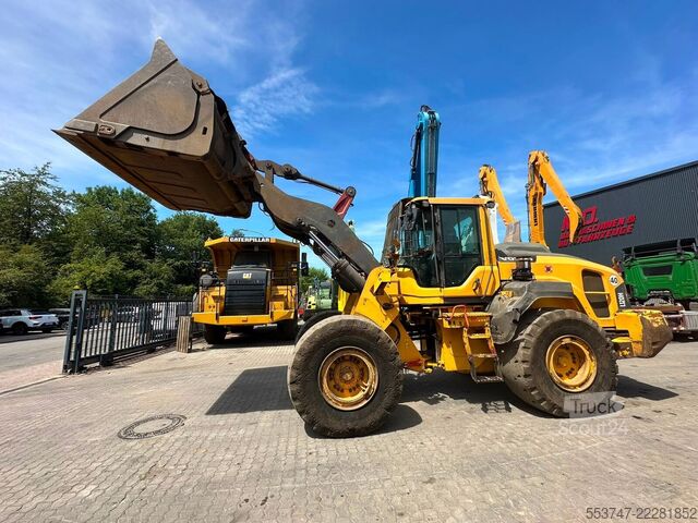 Caricatore pneumatico Volvo L 120 H / SW / AC