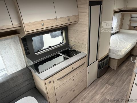 Τροχόσπιτο Fendt Bianco Selection 515 SG 2000kg BettauszugMj.26