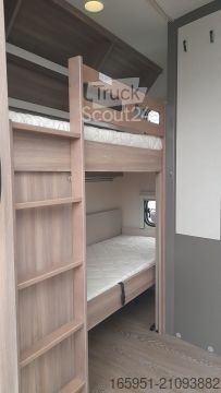 Τροχόσπιτο Hobby Excellent Edition 490 KMF 1800kgGarage47L Tank