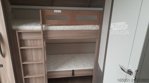 Τροχόσπιτο Hobby Excellent Edition 490 KMF 1800kgGarage47L Tank