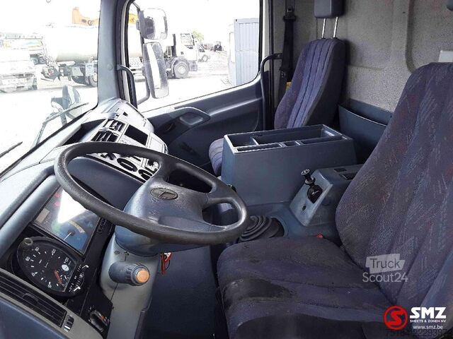 Benne fermée Mercedes Atego 818