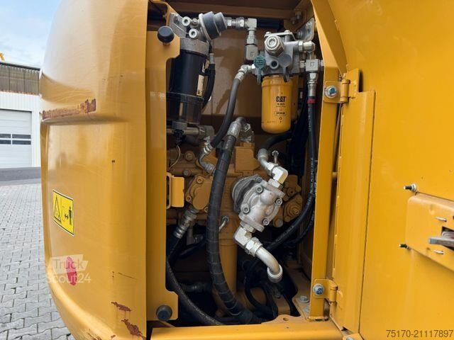 ķēžu ekskavators CAT 311 FLRR / 2017 / 2.788h / TL / hydr. GR