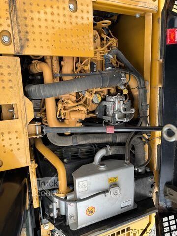 ķēžu ekskavators CAT 311 FLRR / 2017 / 2.788h / TL / hydr. GR