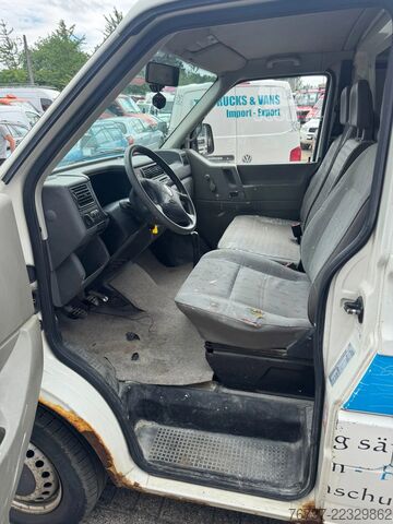 Panelová dodávka Volkswagen Transporter
