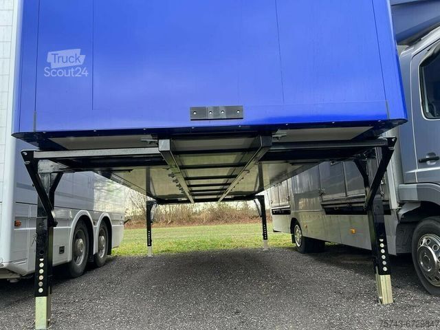 Vrachtwagen met bakwagen Isolierkoffer Neu für Umbau als