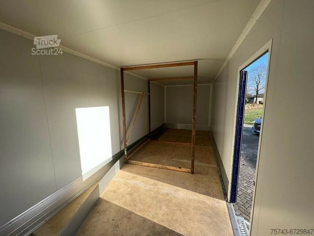 Vrachtwagen met bakwagen Isolierkoffer Neu für Umbau als