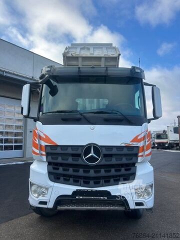 Τρίπλευρο ανατρεπόμενο φορτηγό MERCEDES-BENZ AROCS 4145, 8X4 MEILLER-KIPPER, EURO 6, BORDMATIK