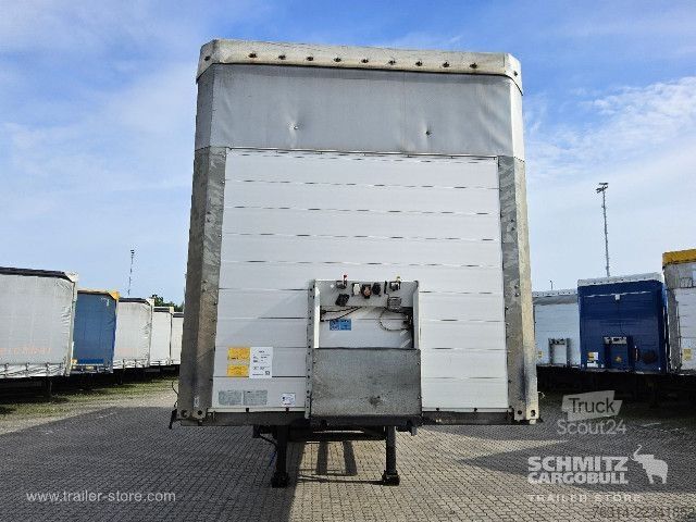 Semi-remorque bâchée Schmitz Cargobull Curtainsider Mega Getränke