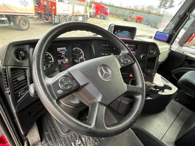 Вантажівка з платформою і тентом MERCEDES-BENZ Antos 2540 L 6x2 Pritsche LBW