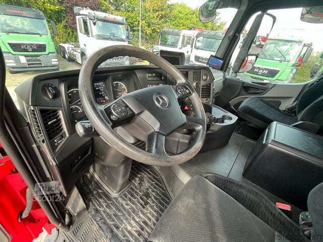 Вантажівка з платформою і тентом MERCEDES-BENZ Antos 2540 L 6x2 Pritsche LBW