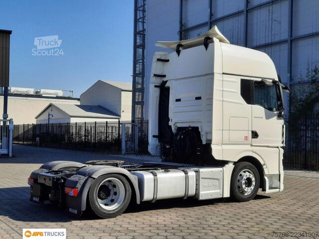 Véhicule tracteur volume MAN 18.510 TGX GX Retarder Standklima 2 x Tank