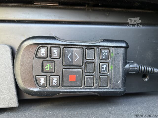 MTS standard Scania 590S V8 Highline / Retarder / Leder / Vol Lucht...