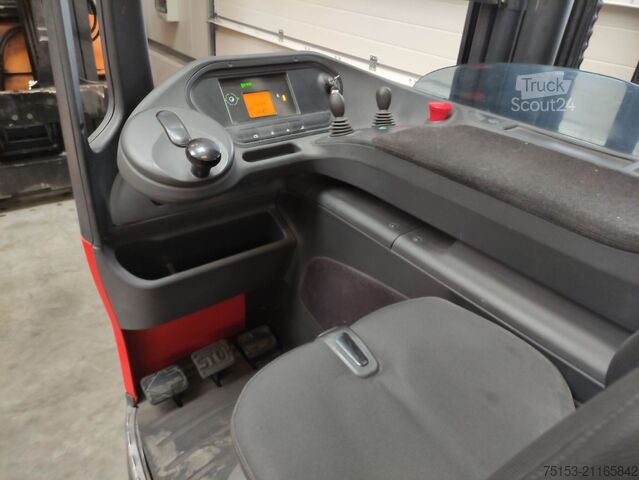 Καροτσάκια προσέγγισης (Reach Trucks) Linde R16-01-1120