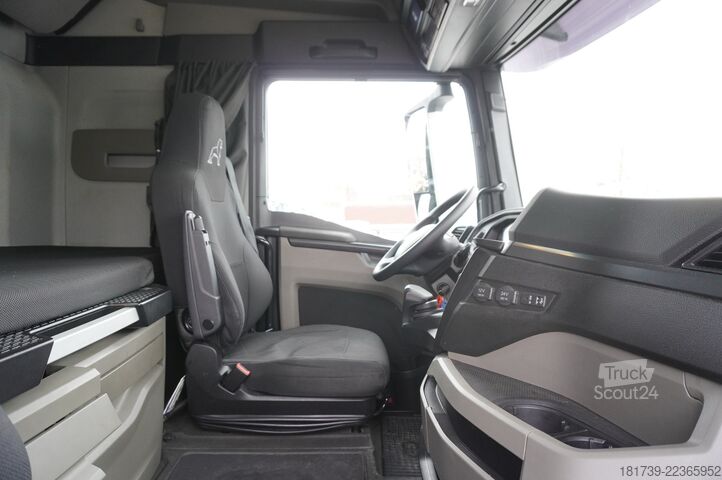 Traktoriyksikkö MAN TGX 18.510 E6 4×2 tractor unit/ Retarder