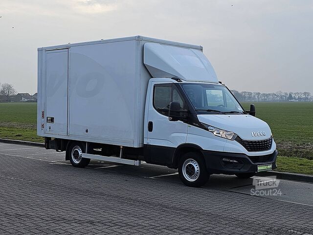 Kufr IVECO DAILY 35S12 Bakwagen Laadklep!