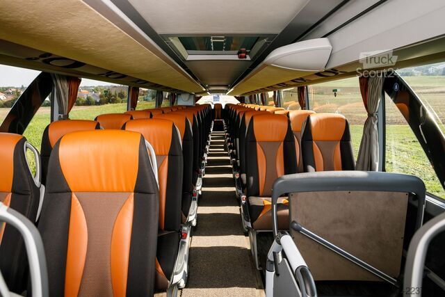 Turistični avtobus Setra 431DT