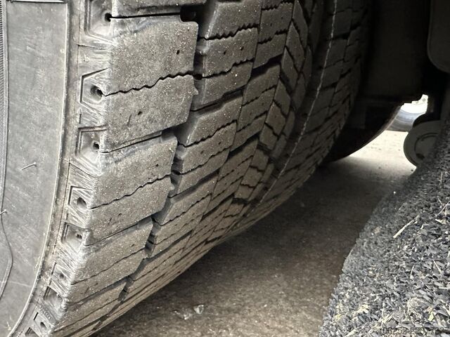Volymtransport Mercedes-Benz Actros 2645 6x2 105m³ JUMBO + RETARDER + KRAN P...