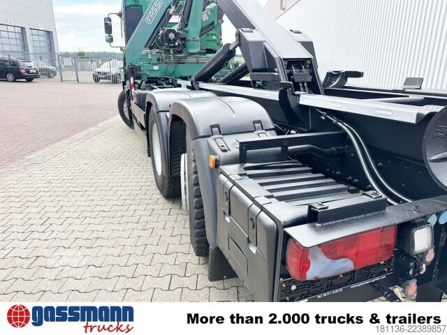 Haakarm vrachtwagen MAN TGA 26.480 6x4H-4 BL, HydroDrive, Lenk-/Lift, Kran