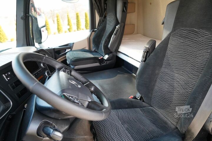 Platformas kravas automašīna ar tentu MERCEDES-BENZ ACTROS 2543 / RUCHOMA POD?OGA / WALKING FLOOR /